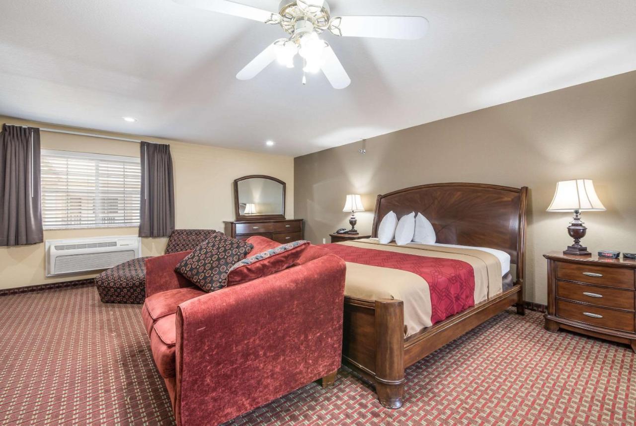 Econo Lodge Inn&Suites Bryant Esterno foto