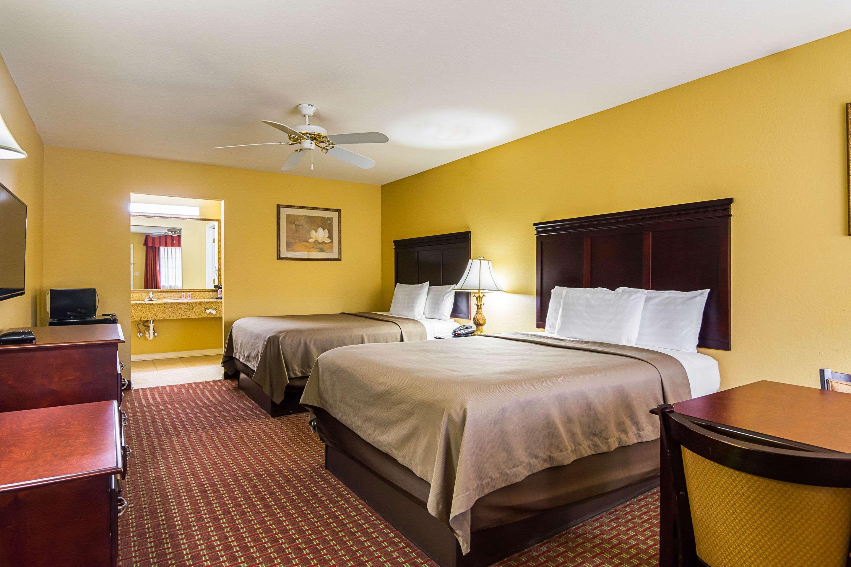 Econo Lodge Inn&Suites Bryant Esterno foto