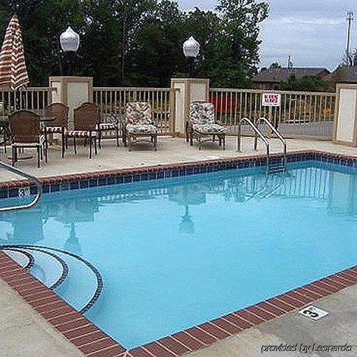 Econo Lodge Inn&Suites Bryant Servizi foto